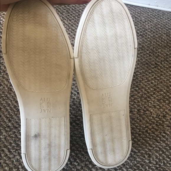 Naturalizer Brogan Slip on Sneaker - Picture 6 of 6